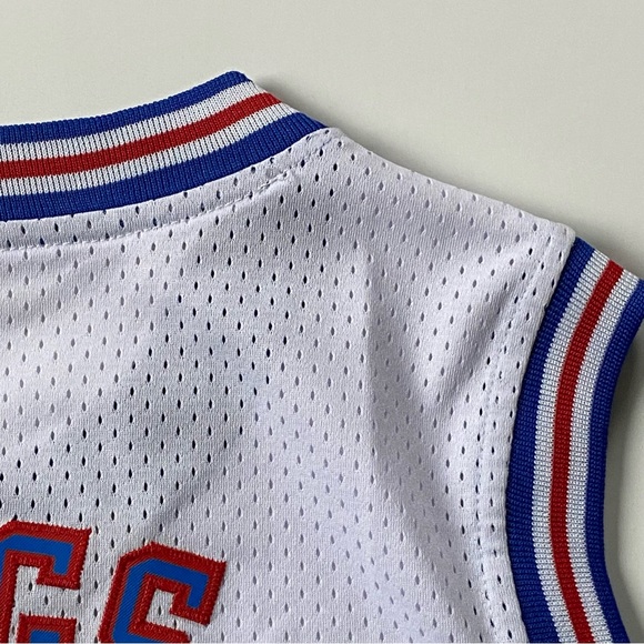 Space Jam Tune Squad Bugs Jersey Size Large #11 White Basketball Shirt EUC - Picture 11 of 16